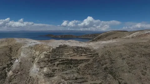 Isla Del Sol, Circling Drone Clip, Chincana Ruins, Lake Titicaca, Bolivia, HD Stock-Footage 219368537