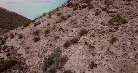 Isla Espiritu Santo Drone 4K Over Cliff Reveal Beach Cove Stockbeeldmateriaal 95700037
