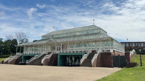 Isla Gladstone Conservatory in Stanley park, Liverpool, England Vidéo 312914458
