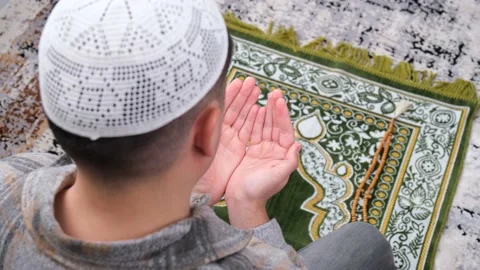 Islam man praying Stock Footage 235916110
