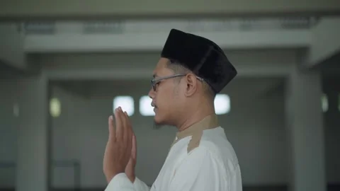 Islam moslem pray Stock Footage 270045049
