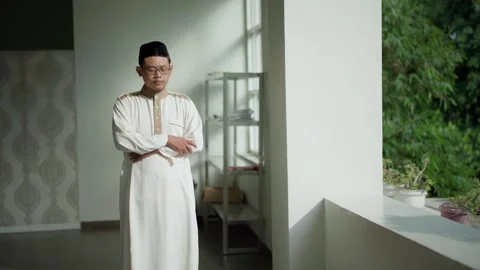 Islam moslem pray Stock Footage 270045076