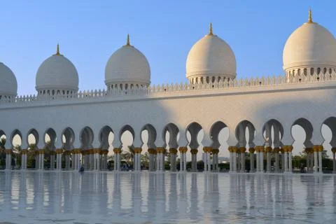 Islamic mosque doomes view in daylight Foto stock