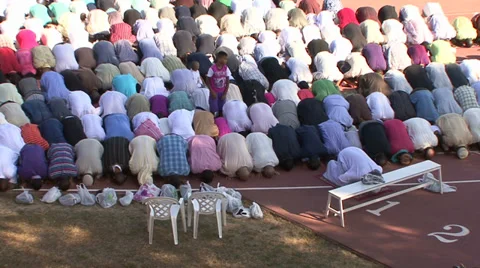 Islamic prayer_Medium shot Stock Footage 33049554