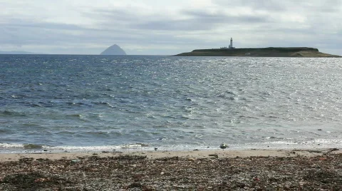 Island with lighthouse Video stock 857696