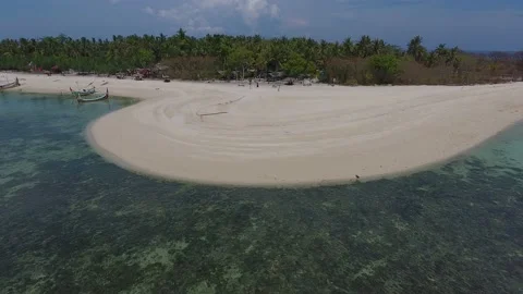 Island in the middle of the sea Stock Footage 136078371