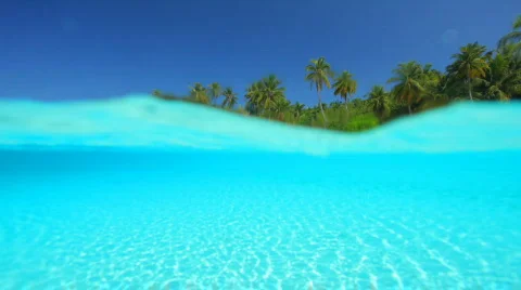 Island paradise split shot Video stock 664782