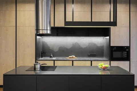 Island table in the kitchen in the interior Stock-Fotos