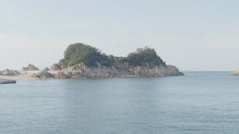 Island view Vídeos de archivo 199925512