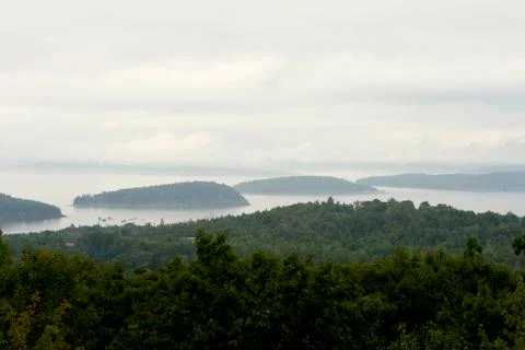 Islands in the mist Foto stock