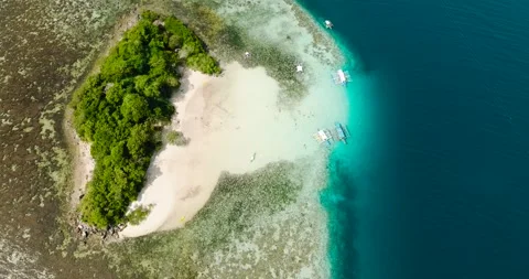 Islet with beach in Coron, Palawan. Philippines. Stock Footage 294719520