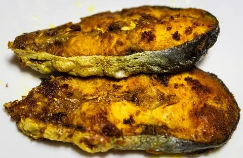Isolate fried fish close up shot at home from different angle Foto stock