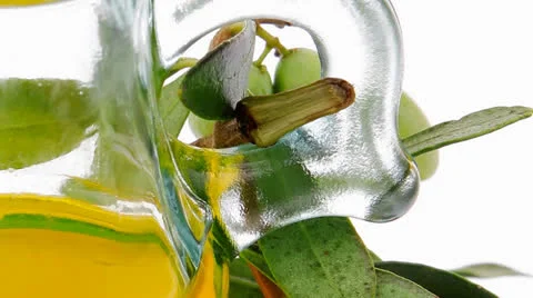 Isolated bottle of oil 库存影片 27192749