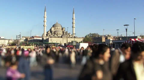 Istanbul, anonymous crowd in slow motion Video stock 24631779