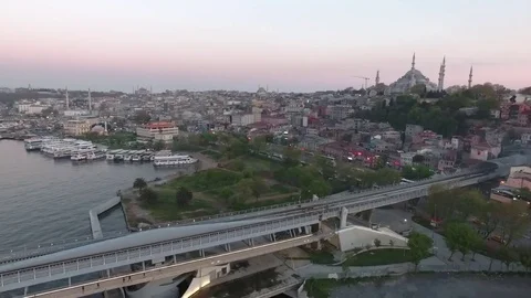 Istanbul halic bridge near eminonu place Stock Footage