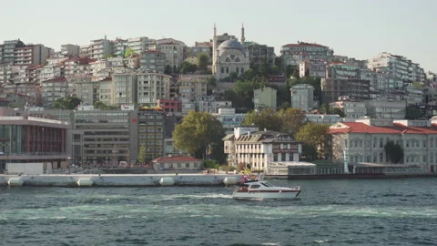 Istanbul skyline. View of the Beyoglu District from the Bosporus Video stock 188758629