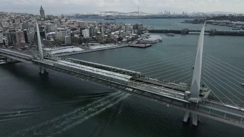 Istanbul snowy bridge view in Haliç Stock Footage 148687251