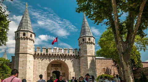 Istanbul. Topkapi palace gate. Gate of Salutation. Vertical pan Stock Footage 63626861