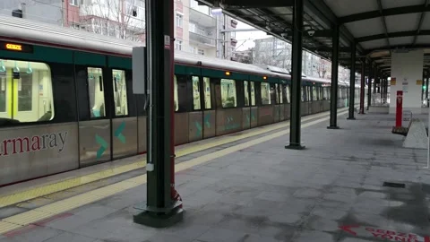 Istanbul YHT High Speed Train passing through station Video stock 147336750