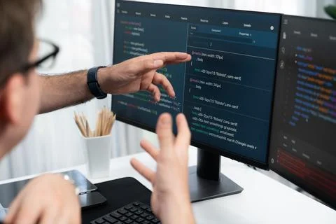 IT developers creating online software development information. Sellable. 库存照片