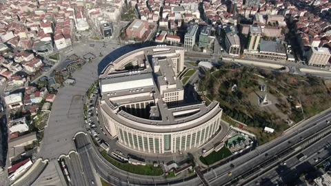 It is the largest Courthouse on the European Side of Istanbul. Stock-Footage 146282471