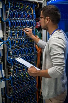 IT Professional Working with Servers Foto stock
