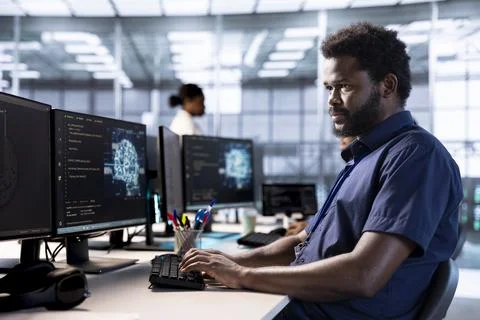 IT specialist in server room creating AI systems Foto stock