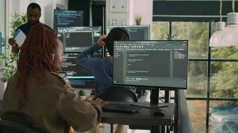 IT system engineer working on database server development Foto stock