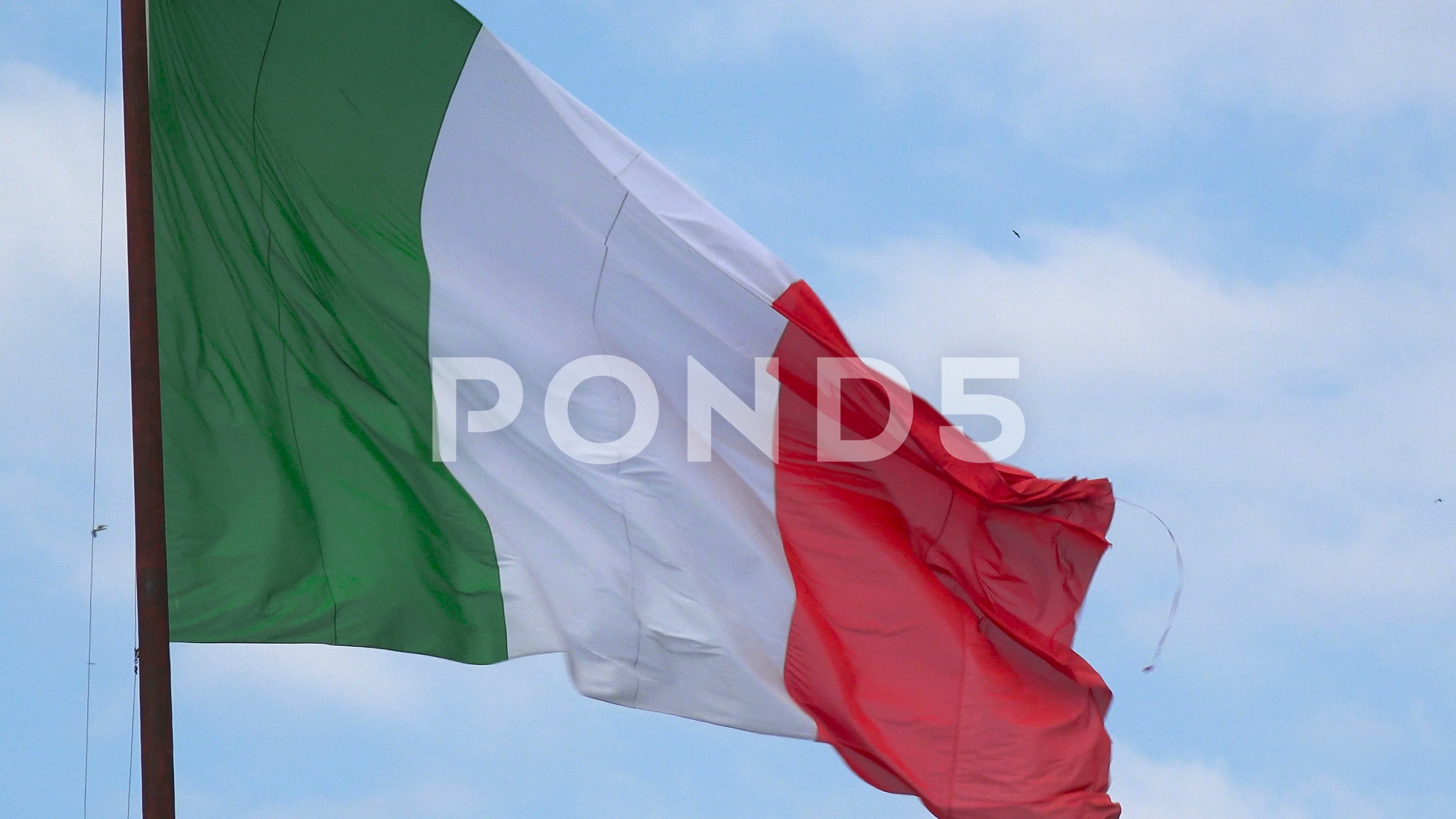 italian flag flying