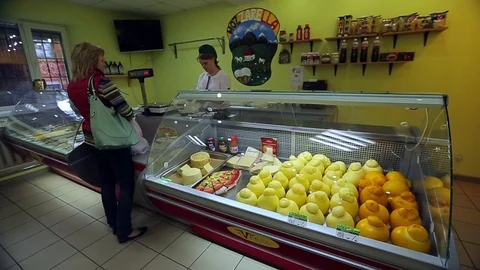 Italian mozzarella at store Stock Footage 89577177