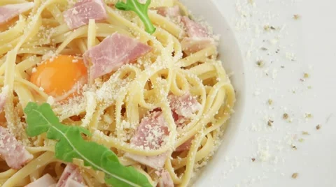 Italian pasta Carbonara with bacon (loop) Video stock 57951918