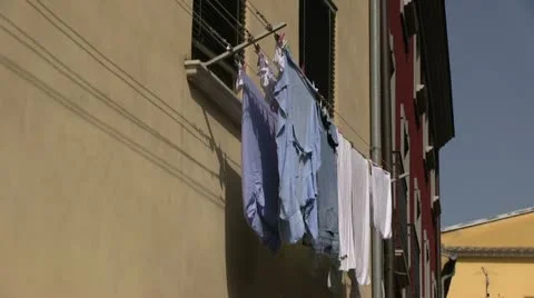 Italy - clothes line Видео 12392311