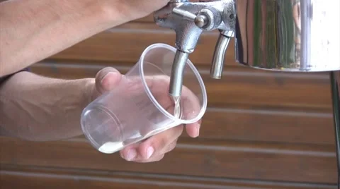 Italy - draw beer Stock Footage 8666101