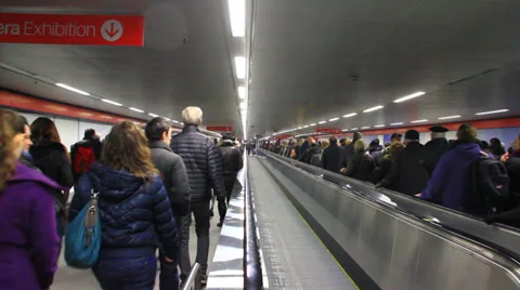 Italy, Milan, Crowd Subway Video stock 33632850