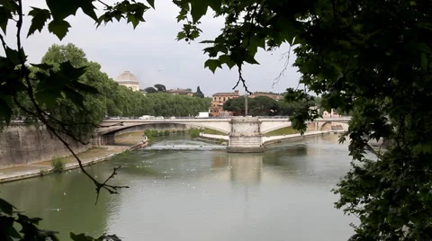 Italy - Rome - Tiber Видео 5297310