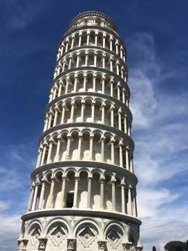 IThe leaning tower of Pisa in Italy 스톡 사진