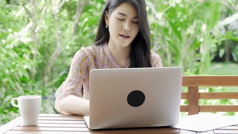 It's good that I can work anywhere. Stock Footage 104069235