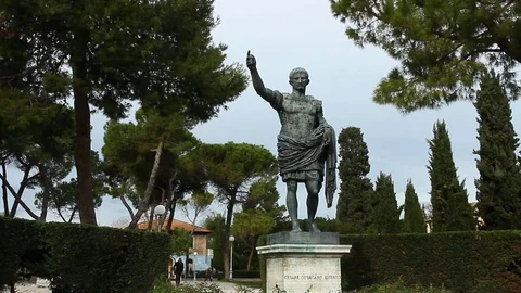 Iulius Caesar Octavianus Augustus Julius Caesar Statue real time footage Video stock 83277114