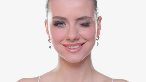 Iva 2 Video stock 328975941