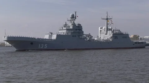 Ivan Gren (large landing ship) on parade Видео 96076859