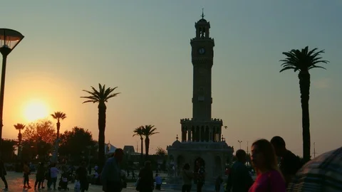 Izmir clock tower.The famous clock tower became the symbol of Izmir.Timelapse 4k 스톡 동영상 121401241