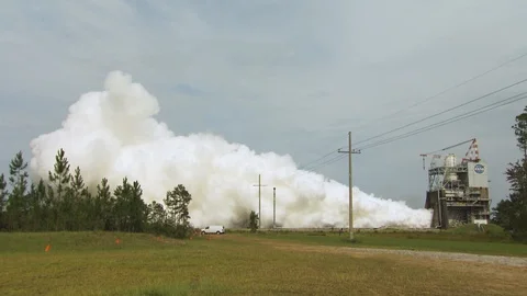 J-2x E10001 testing on NASA Stennis test stand A-2 Video stock 100173180