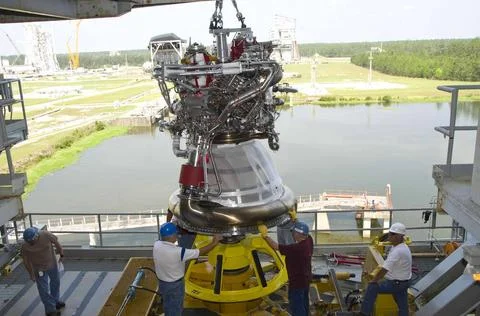 A J-2X next-generation rocket engine is lifted onto the A-2 Test Stand at ... Stock Photos