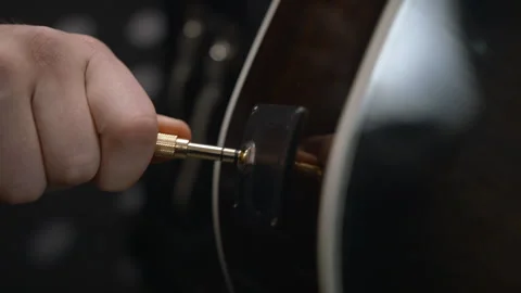 The jack into the amp Stockbeeldmateriaal 312176058