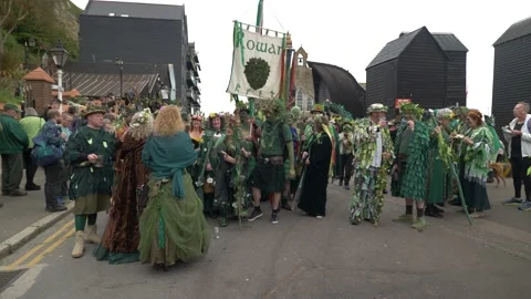 Jack in the Green procession people getting organised 스톡 동영상 194571294