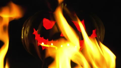 Jack o' Lantern on fire Stock Footage 167329239
