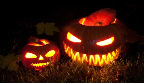 Jack o' lantern on grass Stock Photos