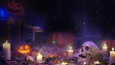 Jack O Lantern waves his hands, dancing invites everyone to celebrate Halloween 库存影片 252953898