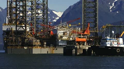 Jack Up Rig Arriving at Deepwater Dock V1 스톡 동영상 11884125