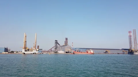 Jack up rigs in shipyard in Bahrain. Stock Footage 116498380